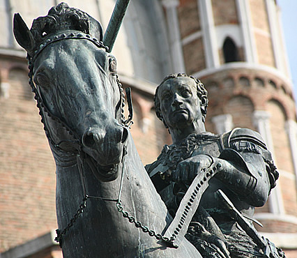 Estatua ecuestre del Gattamelata, 1446-1450, Donatello