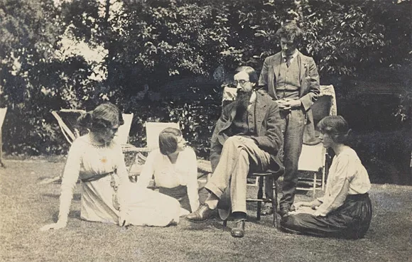 Lady Ottoline Morrell, Maria-Huxley, Lytton-Strachey, Duncan-Grant, Vanessa-Bell en julio de 1915.